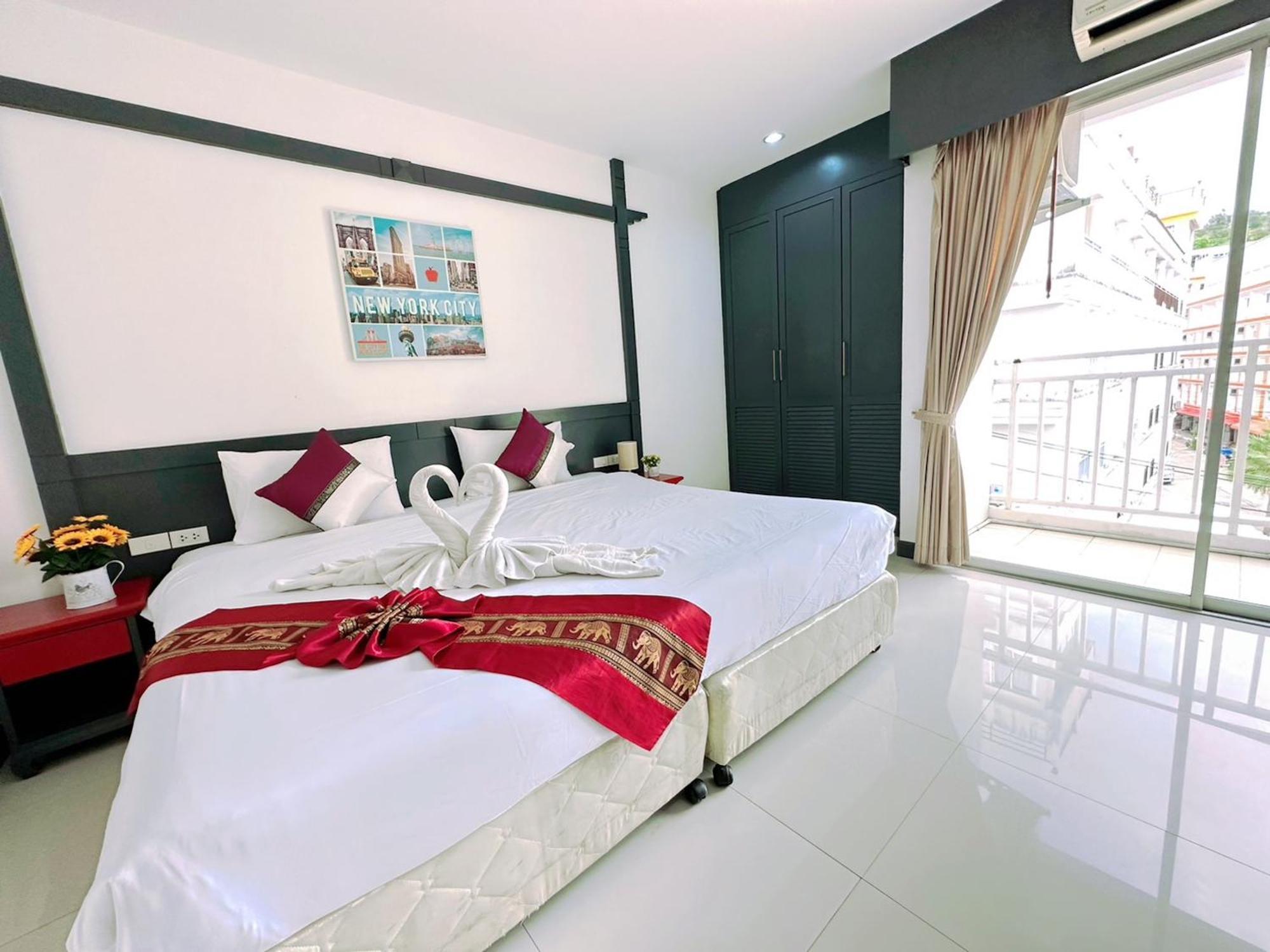 Hotel Baya Phuket Patong Quarto foto